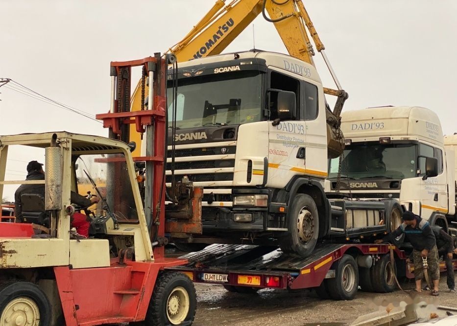 Scania P G R - Cab chassis truck: picture 1 Scania P G R - Cab chassis truck: picture 1