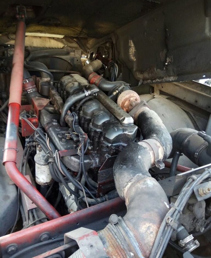 Renault Mack 430 Renault MAGNUM - Engine for Truck: picture 2 Renault Mack 430 Renault MAGNUM - Engine for Truck: picture 2
