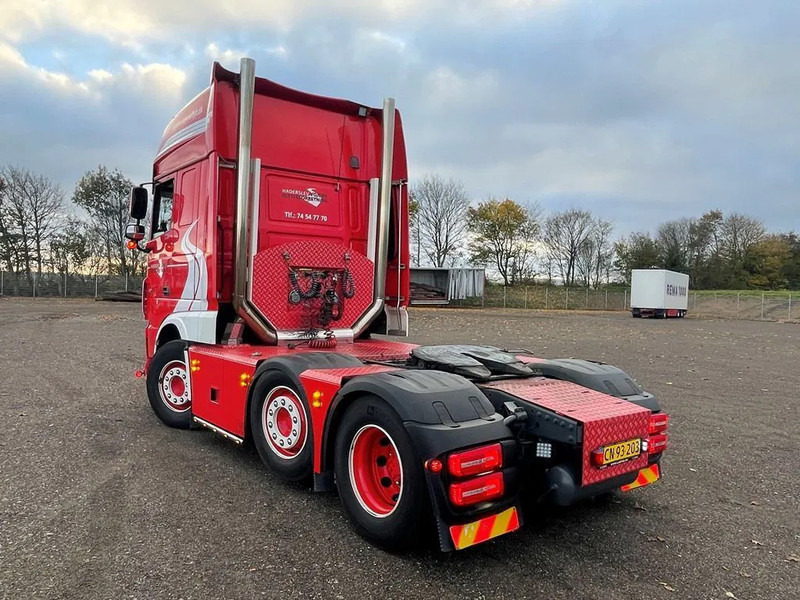 DAF XF 530 Twensteer Special interior. Full Air suspension Hydr. system - Tractor unit: picture 5 DAF XF 530 Twensteer Special interior. Full Air suspension Hydr. system - Tractor unit: picture 5