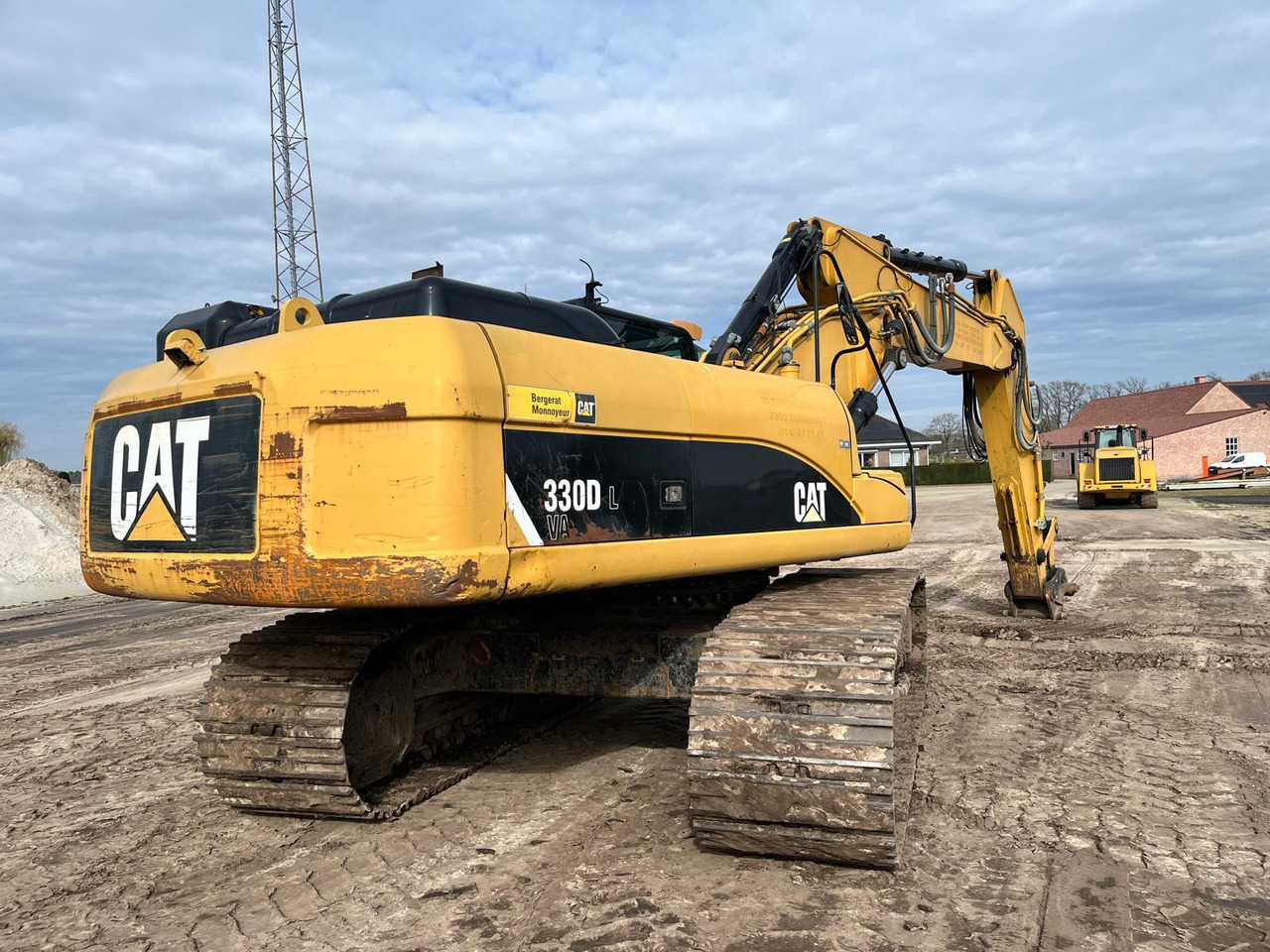 Caterpillar 330 DL - Crawler excavator: picture 1 Caterpillar 330 DL - Crawler excavator: picture 1