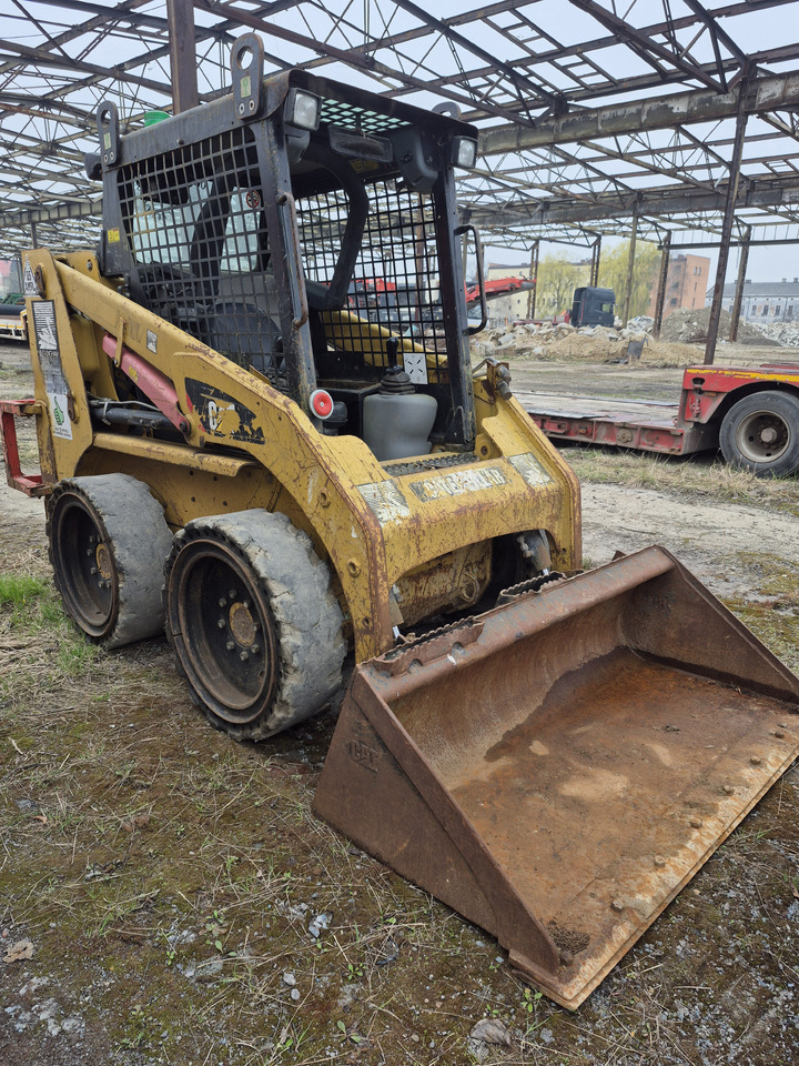 CATERPILLAR 216B3 - Skid steer loader: picture 3 CATERPILLAR 216B3 - Skid steer loader: picture 3