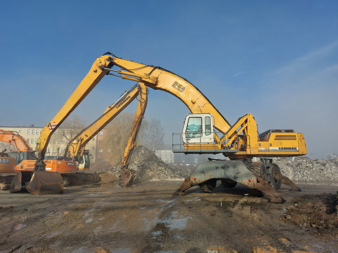 LIEBHERR A944BHD - Waste/ Industry handler: picture 2 LIEBHERR A944BHD - Waste/ Industry handler: picture 2