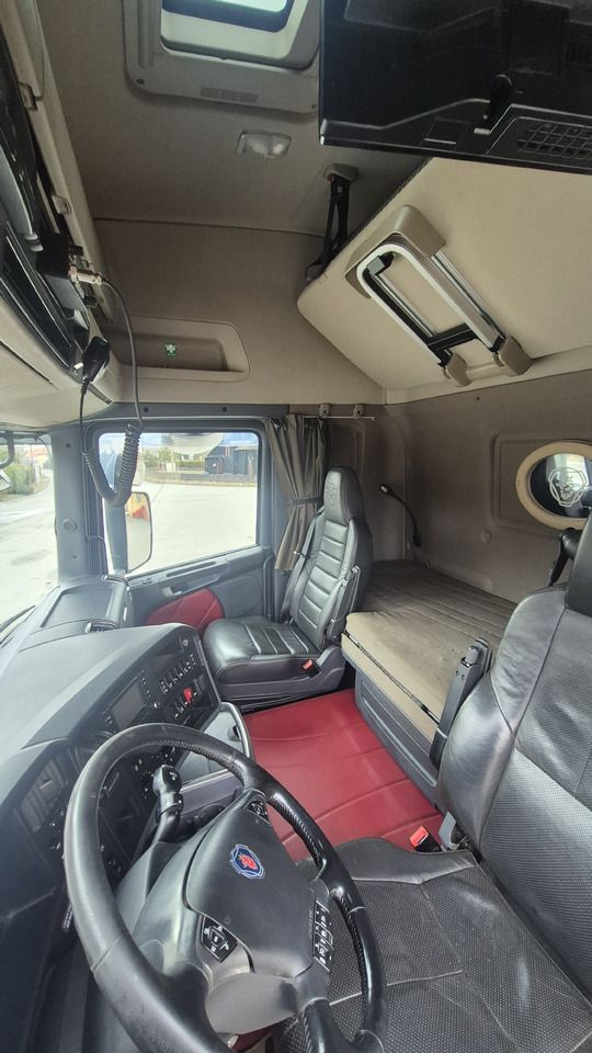 Tractor unit SCANIA R730: picture 13