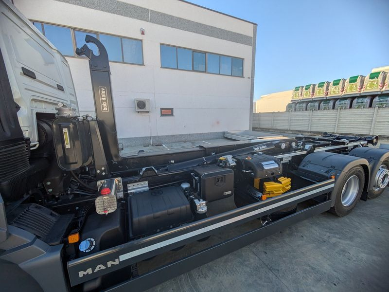 MOTRICE MAN 6x2 CON GANCIO SCARRABILE MAN TGS 26.480 6x2-4 BL CH - Hook lift truck: picture 5 MOTRICE MAN 6x2 CON GANCIO SCARRABILE MAN TGS 26.480 6x2-4 BL CH - Hook lift truck: picture 5