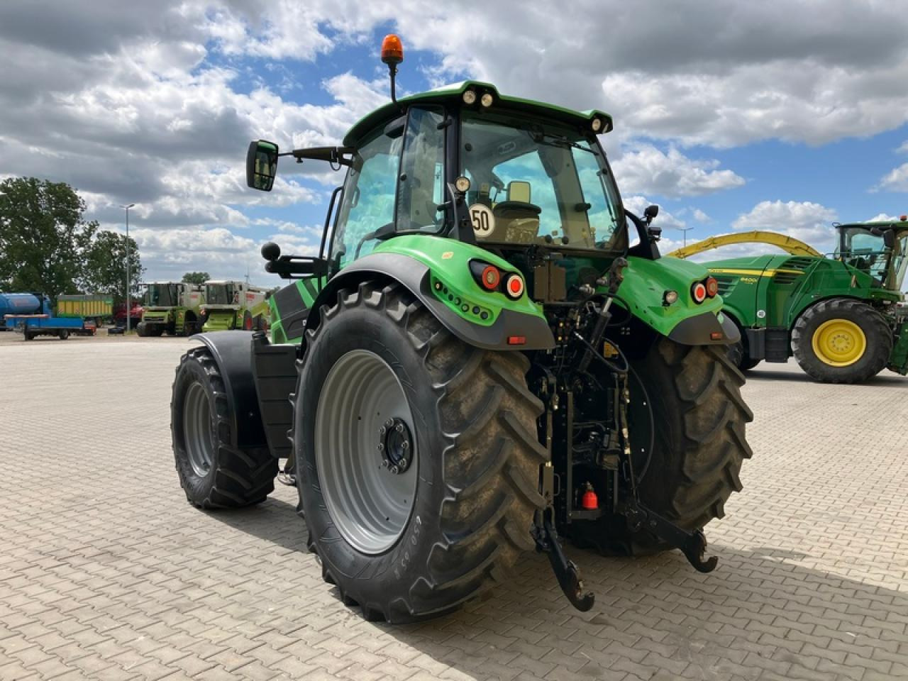 Deutz-Fahr 6175 TTV - Farm tractor: picture 3 Deutz-Fahr 6175 TTV - Farm tractor: picture 3