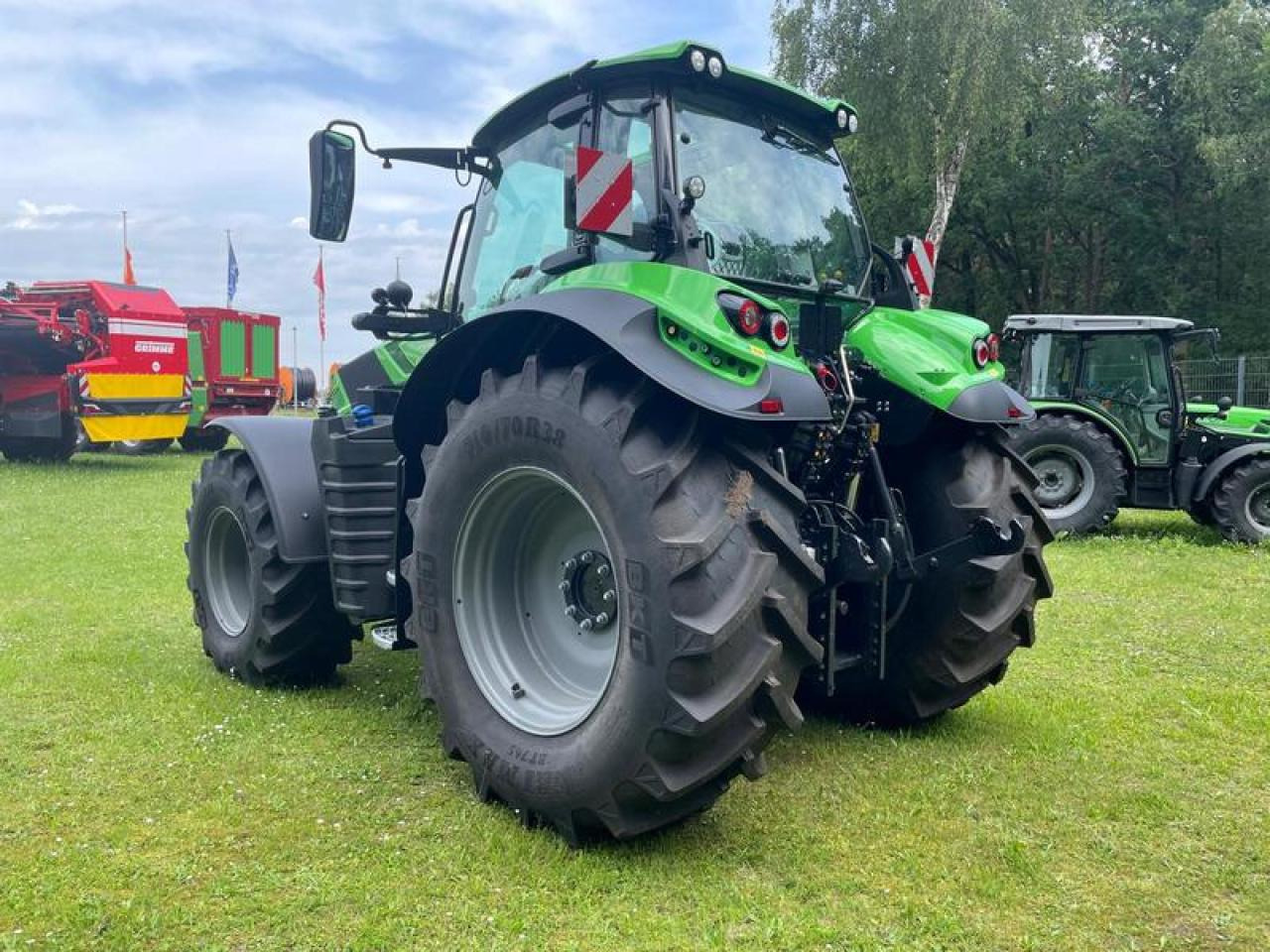Deutz-Fahr 6210 PSHIFT AKTION - Farm tractor: picture 3 Deutz-Fahr 6210 PSHIFT AKTION - Farm tractor: picture 3