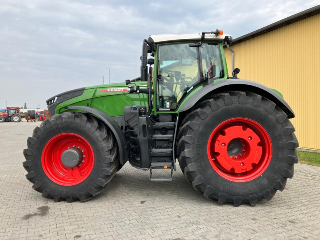 Fendt VARIO 1050 - Farm tractor: picture 2 Fendt VARIO 1050 - Farm tractor: picture 2
