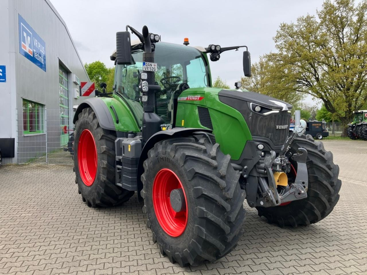 Fendt VARIO 720 - Farm tractor: picture 4 Fendt VARIO 720 - Farm tractor: picture 4