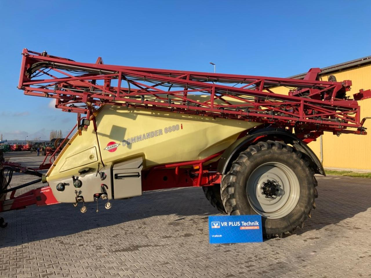 Hardi COMMANDER 6600L 36M - Trailed sprayer: picture 2 Hardi COMMANDER 6600L 36M - Trailed sprayer: picture 2