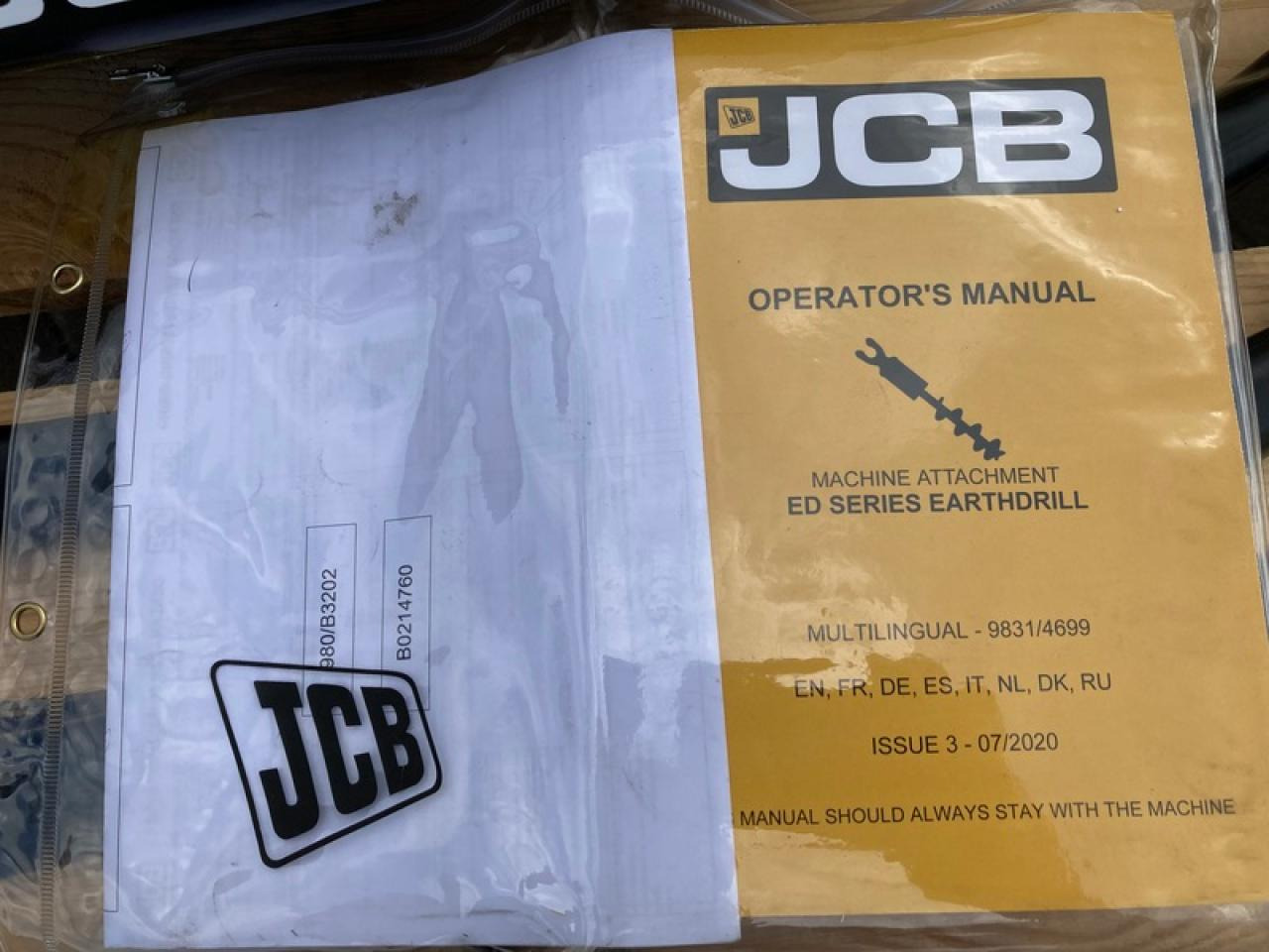 JCB B3202 - Auger for Construction machinery: picture 3 JCB B3202 - Auger for Construction machinery: picture 3