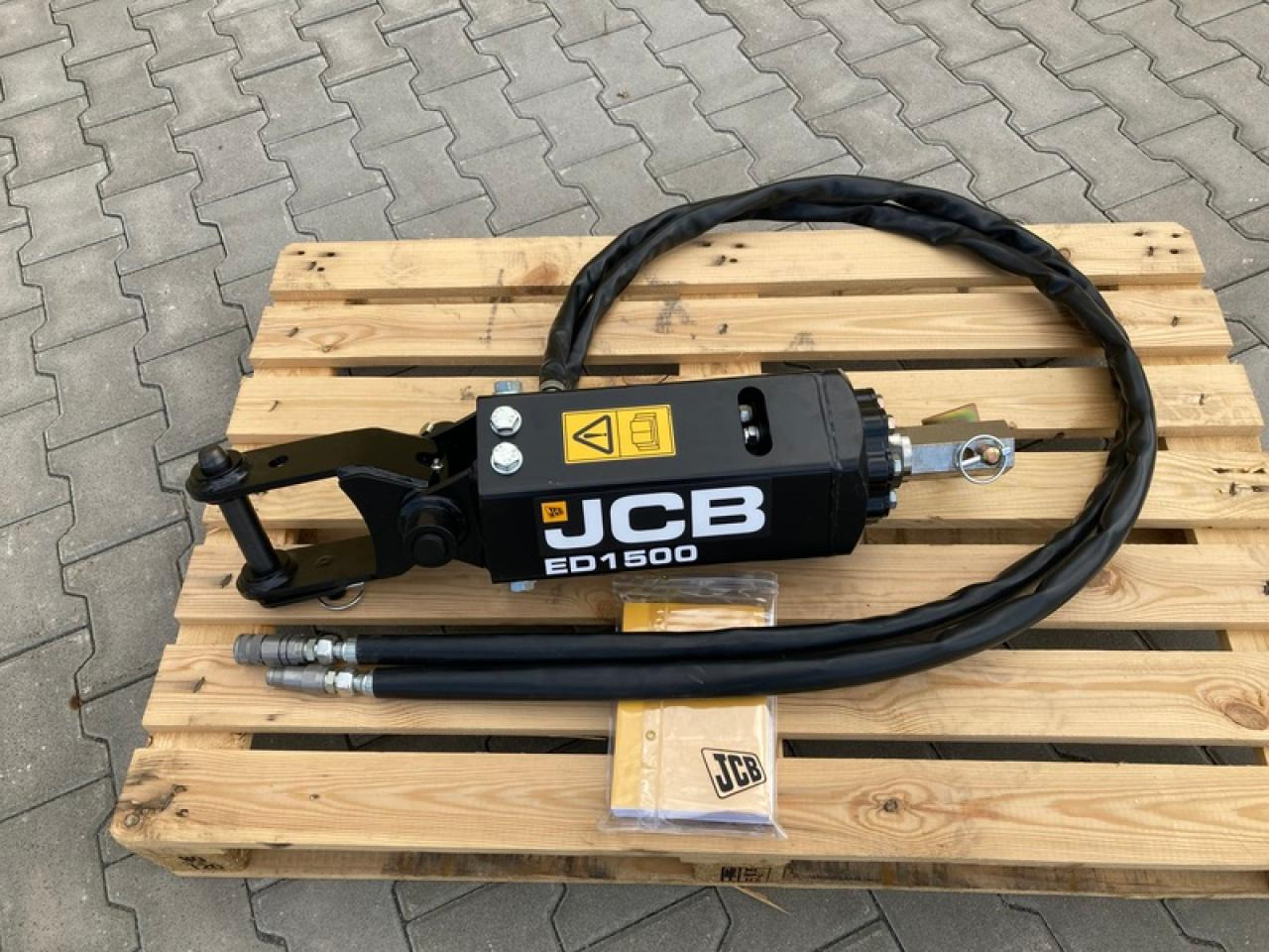 JCB B3202 - Auger for Construction machinery: picture 1 JCB B3202 - Auger for Construction machinery: picture 1
