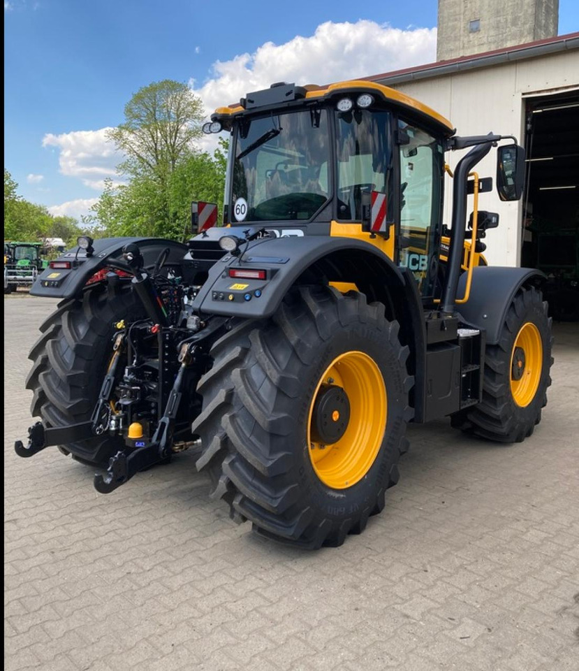 JCB FASTRAC 4220 - Farm tractor: picture 4 JCB FASTRAC 4220 - Farm tractor: picture 4