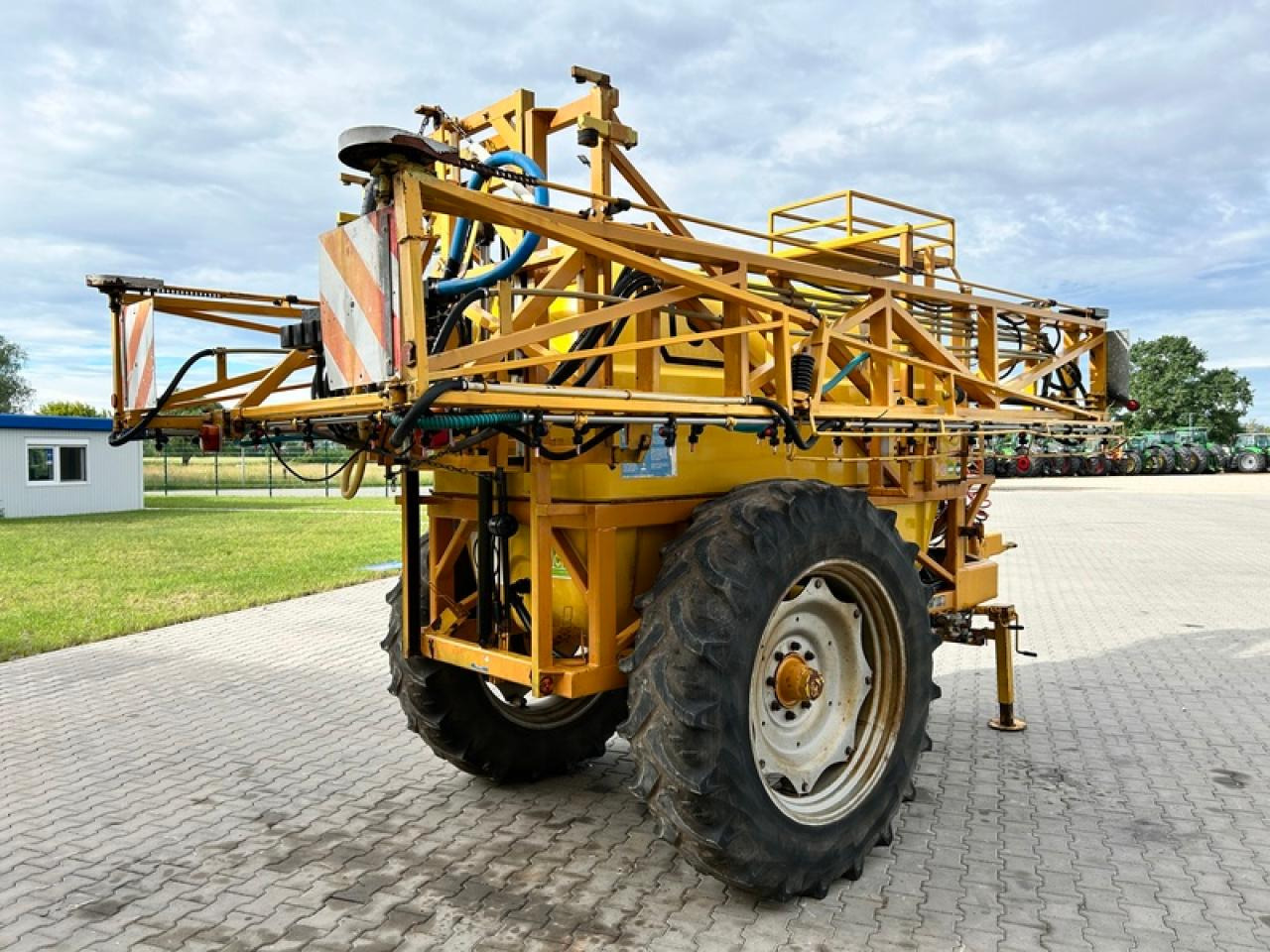 Sonstige / Other RTS 40/27 - Trailed sprayer: picture 4 Sonstige / Other RTS 40/27 - Trailed sprayer: picture 4