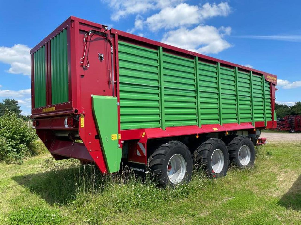 Strautmann GIGA 540 DO - Farm tipping trailer/ Dumper: picture 3 Strautmann GIGA 540 DO - Farm tipping trailer/ Dumper: picture 3