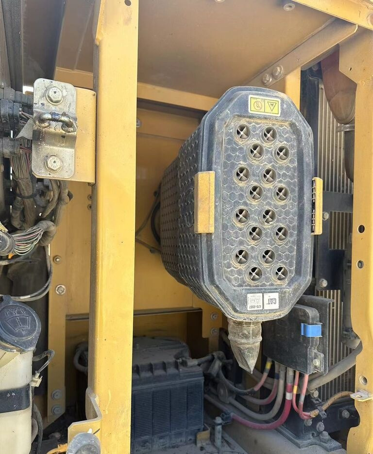 Crawler excavator Caterpillar 320GC: picture 7 Crawler excavator Caterpillar 320GC: picture 7