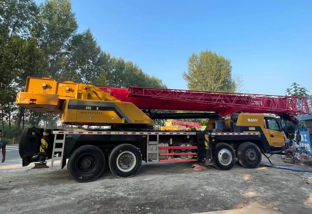 Sany STC800 - Mobile crane: picture 2 Sany STC800 - Mobile crane: picture 2