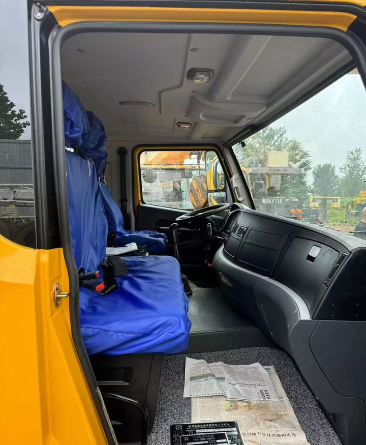 XCMG XCT35 QY35K 35T 35ton 30 50 70 80 100 - Mobile crane: picture 3 XCMG XCT35 QY35K 35T 35ton 30 50 70 80 100 - Mobile crane: picture 3