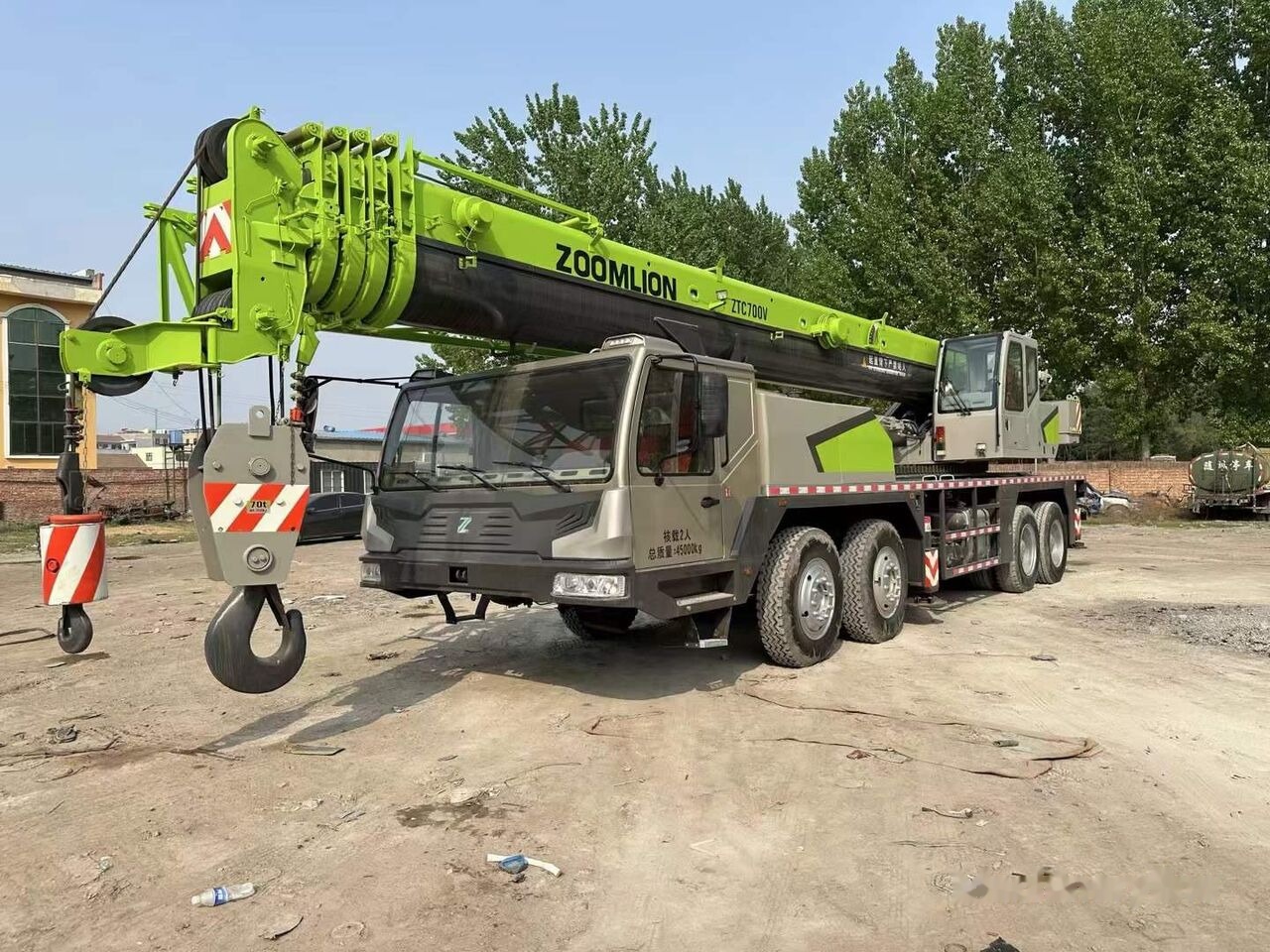 Zoomlion Chinese brand used Zoomlion ZTC500V ZTC700V ZTC900V 50 ton 70 to - Mobile crane: picture 1 Zoomlion Chinese brand used Zoomlion ZTC500V ZTC700V ZTC900V 50 ton 70 to - Mobile crane: picture 1