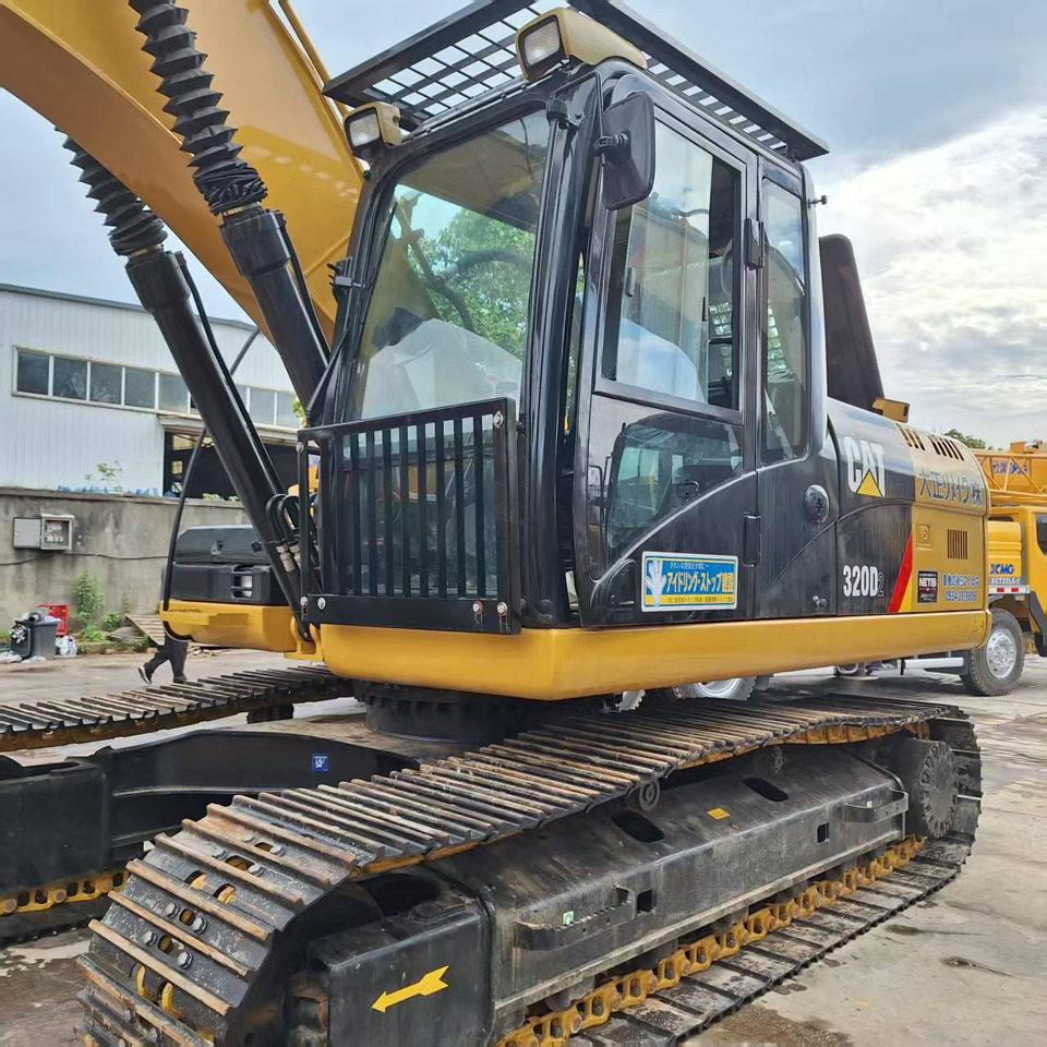 CAT 320D2 Excavator - Crawler excavator: picture 2 CAT 320D2 Excavator - Crawler excavator: picture 2