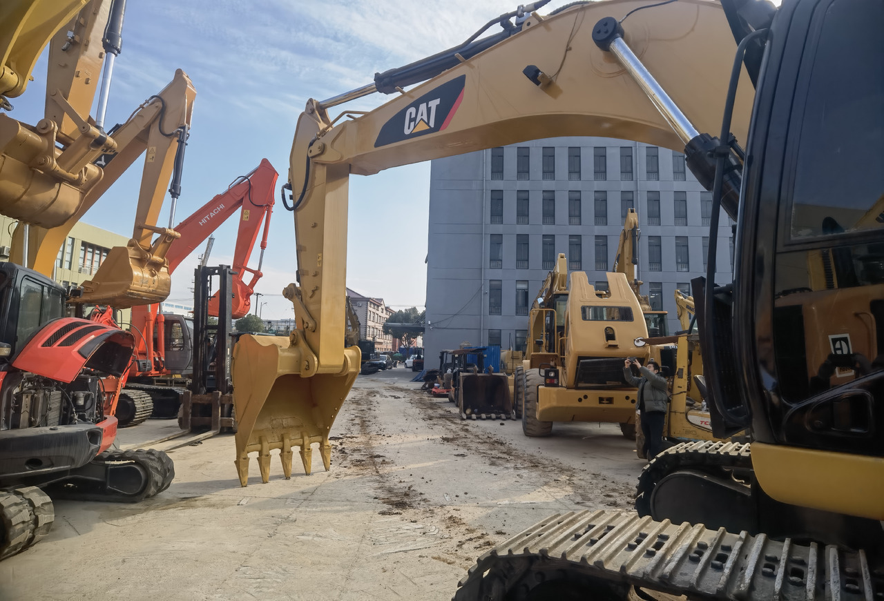 CAT 330D2L Excavator - Crawler excavator: picture 5 CAT 330D2L Excavator - Crawler excavator: picture 5