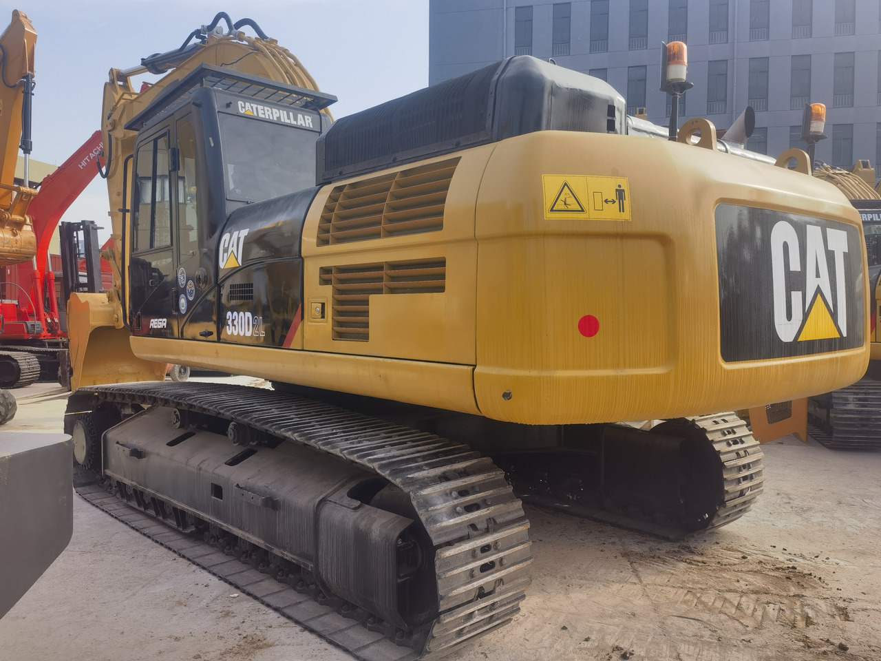 CAT 330D2L Excavator - Crawler excavator: picture 3 CAT 330D2L Excavator - Crawler excavator: picture 3