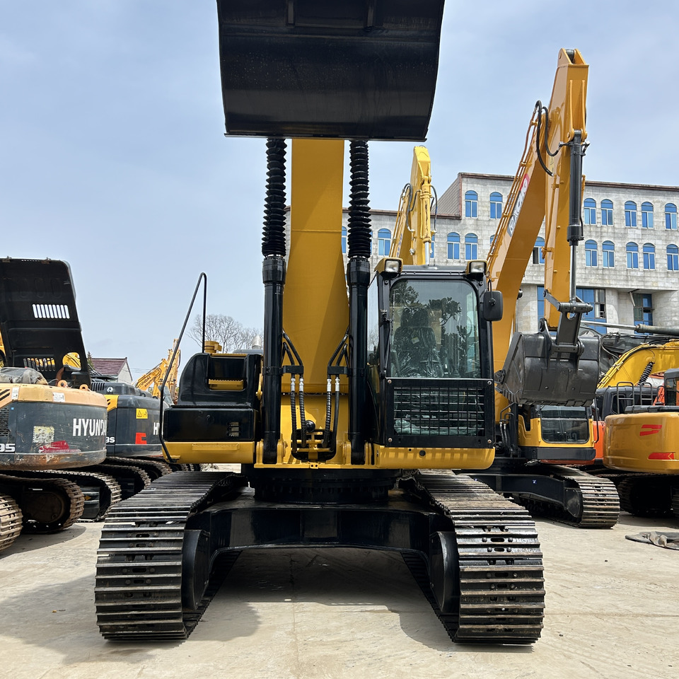 CAT 336D Excavator - Excavator: picture 2 CAT 336D Excavator - Excavator: picture 2
