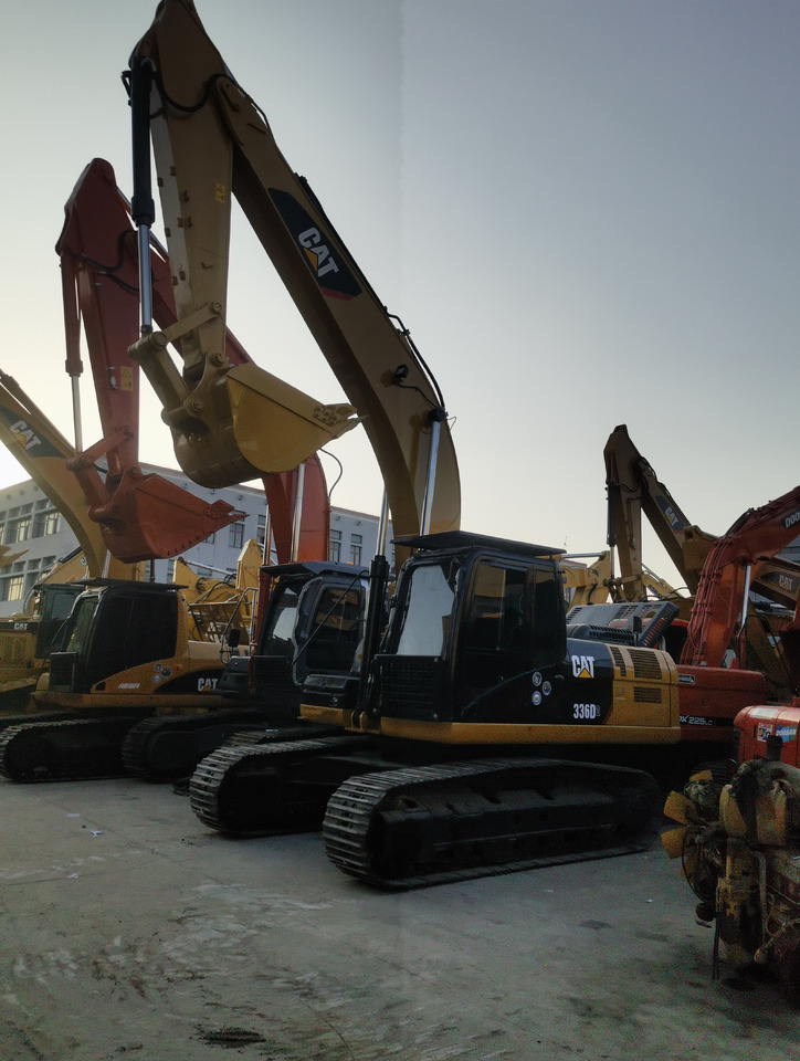 CAT 336D2 Excavator - Excavator: picture 1 CAT 336D2 Excavator - Excavator: picture 1