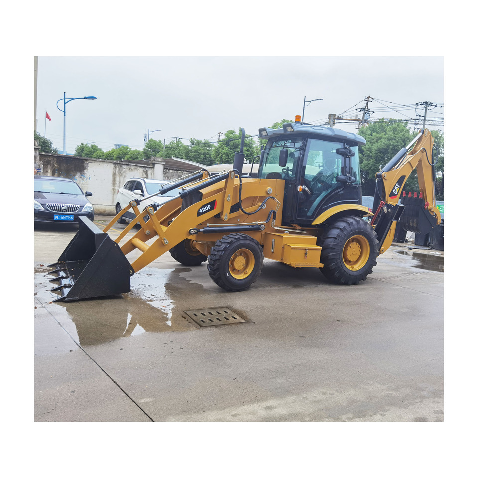 CAT 420F Backhoe Loader - Backhoe loader: picture 2 CAT 420F Backhoe Loader - Backhoe loader: picture 2