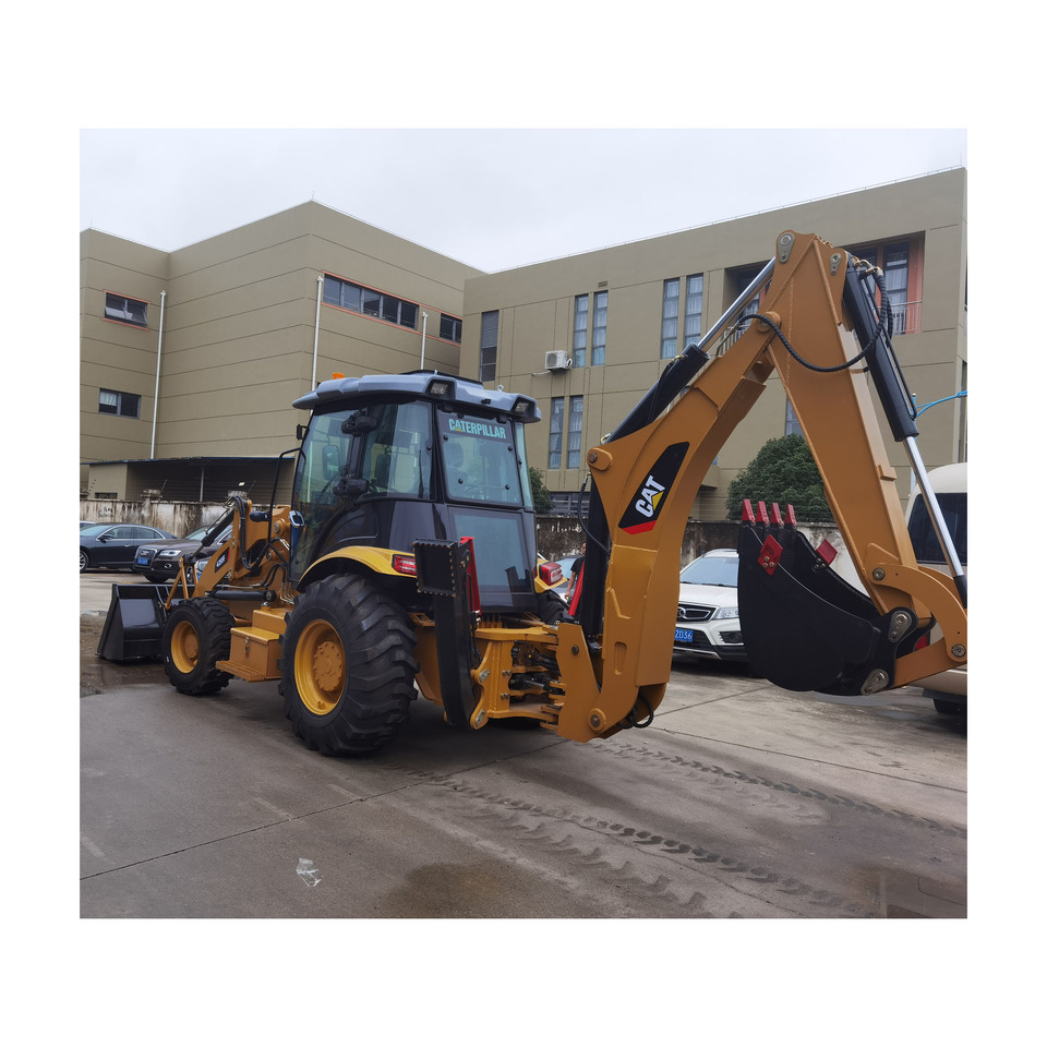 CAT 420F Backhoe Loader - Backhoe loader: picture 2 CAT 420F Backhoe Loader - Backhoe loader: picture 2