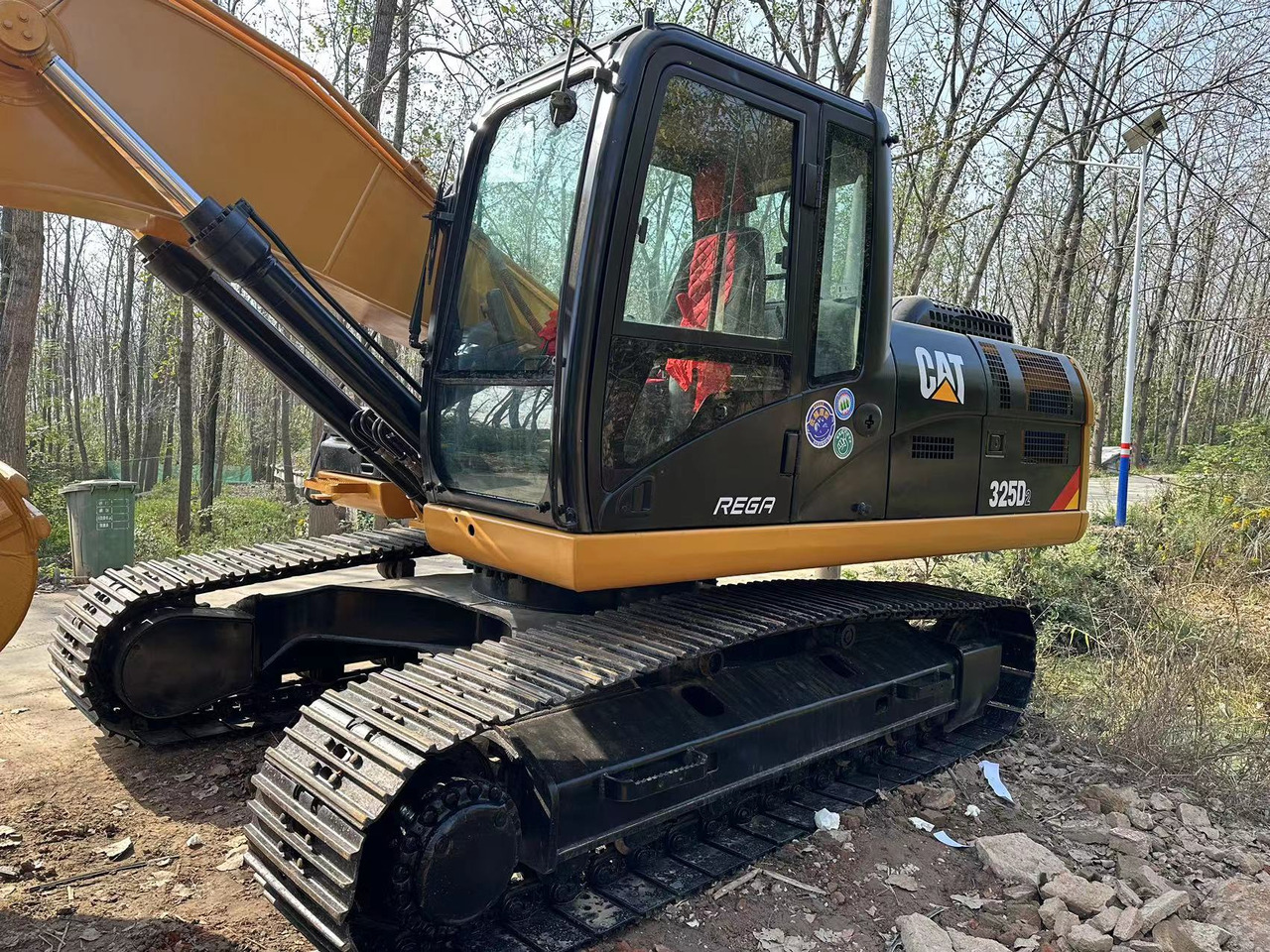 CATERPILLAR 325 D - Crawler excavator: picture 3 CATERPILLAR 325 D - Crawler excavator: picture 3