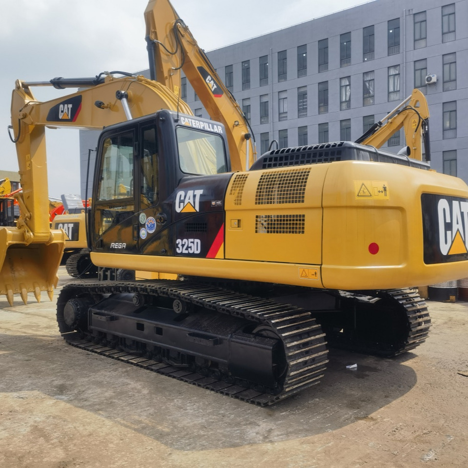 CATERPILLAR CAT 325D Excavator - Crawler excavator: picture 1 CATERPILLAR CAT 325D Excavator - Crawler excavator: picture 1