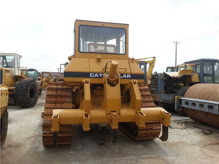 Caterpillar D5M bulldozer second hand caterpillar bulldozer D5M D6D D6G D6M cheap for sale - Bulldozer: picture 5 Caterpillar D5M bulldozer second hand caterpillar bulldozer D5M D6D D6G D6M cheap for sale - Bulldozer: picture 5
