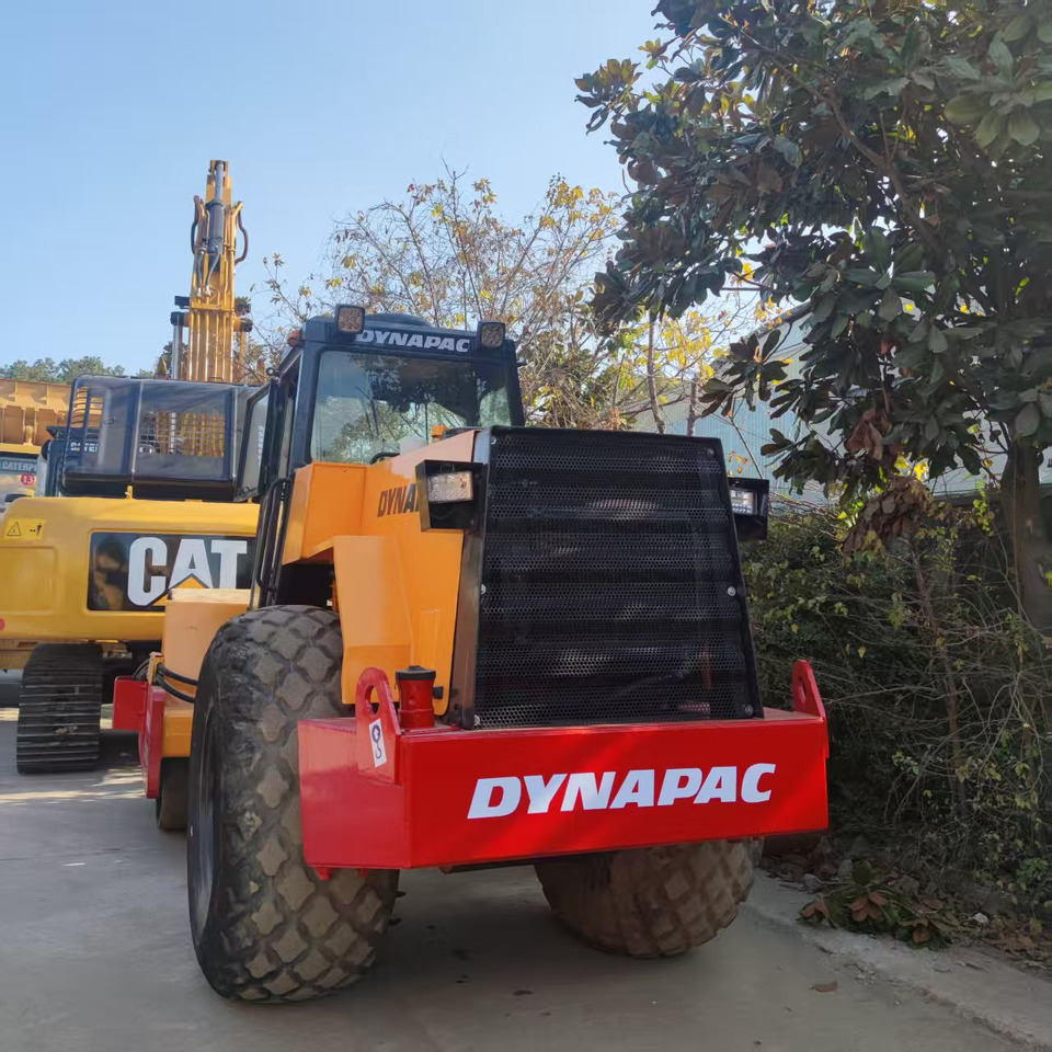 Dynapac CA251D - Road roller: picture 4 Dynapac CA251D - Road roller: picture 4