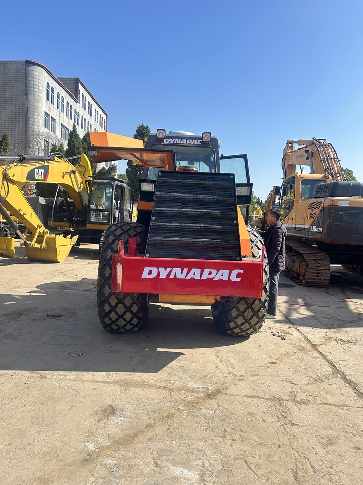 Dynapac CA25D roller - Road roller: picture 4 Dynapac CA25D roller - Road roller: picture 4