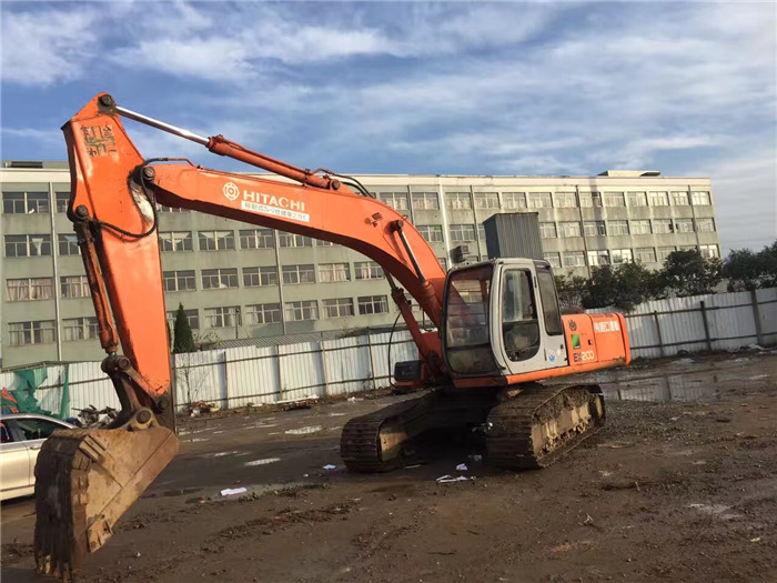 Hitachi ZX200 Excavator - Crawler excavator: picture 4 Hitachi ZX200 Excavator - Crawler excavator: picture 4