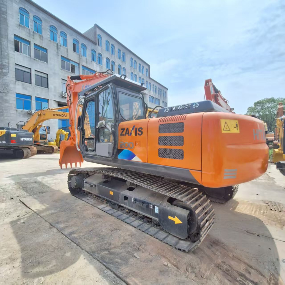 Hitachi ZX200 Excavator - Crawler excavator: picture 2 Hitachi ZX200 Excavator - Crawler excavator: picture 2