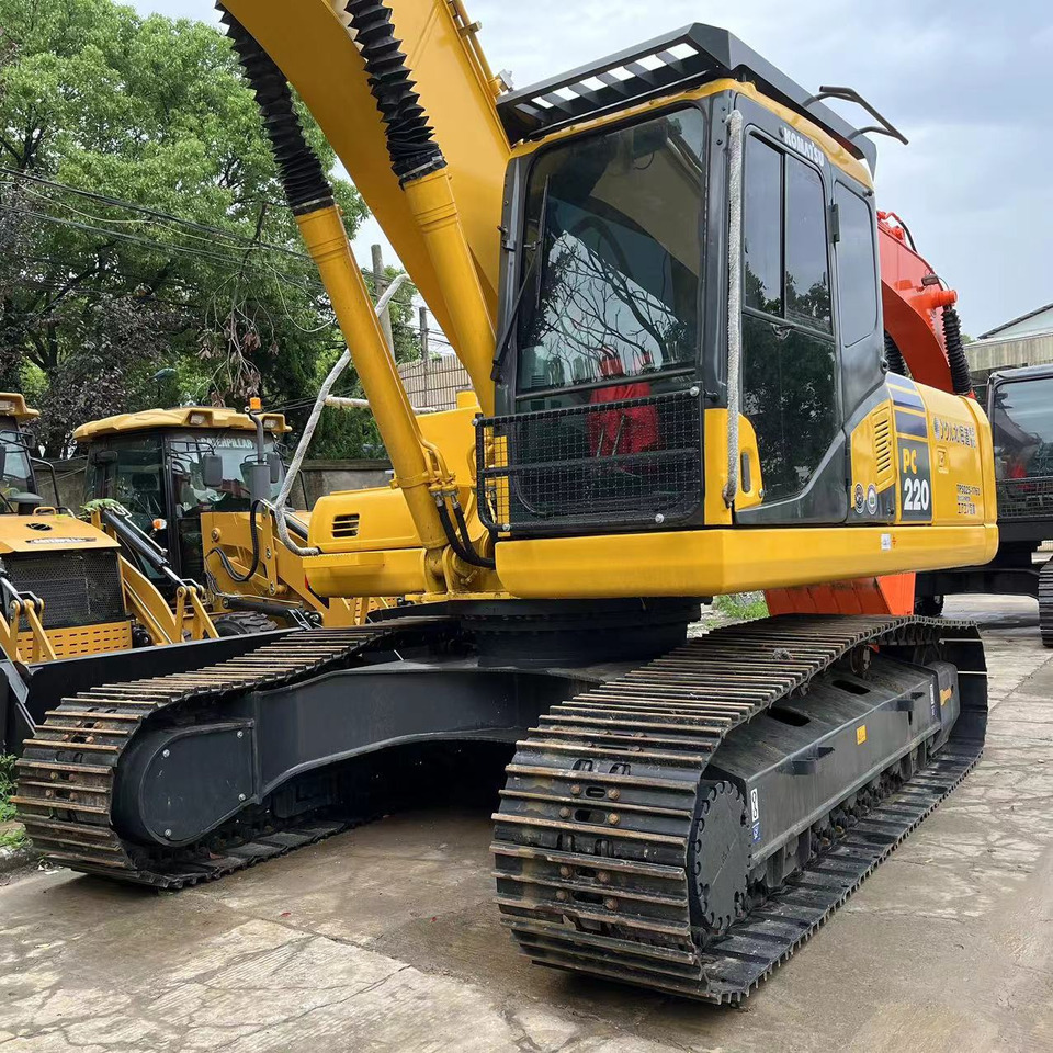 Komatsu PC220-8 Excavator - Crawler excavator: picture 4 Komatsu PC220-8 Excavator - Crawler excavator: picture 4