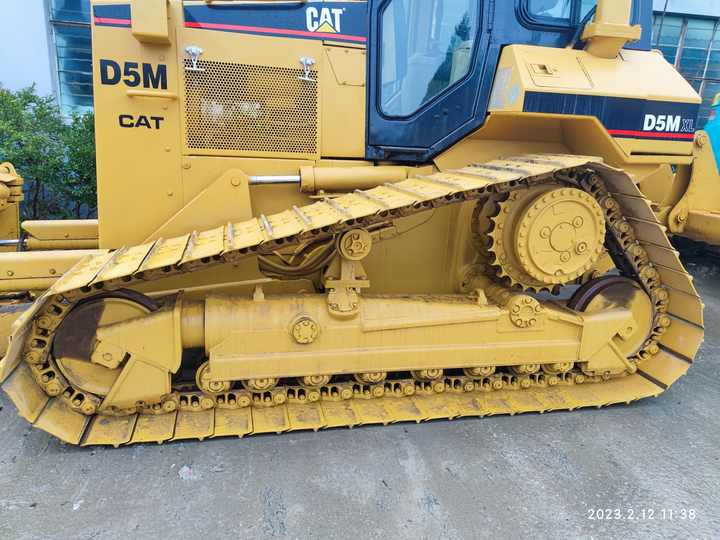 Original Japan made used Caterpillar D5M LGP dozer CAT D5M D5H bulldozer for sale - Bulldozer: picture 5 Original Japan made used Caterpillar D5M LGP dozer CAT D5M D5H bulldozer for sale - Bulldozer: picture 5