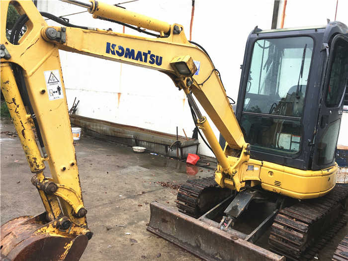 Reasonable price good quality second-hand Komatsu PC30 used Komatsu mini excavator digger for sale - Crawler excavator: picture 4 Reasonable price good quality second-hand Komatsu PC30 used Komatsu mini excavator digger for sale - Crawler excavator: picture 4