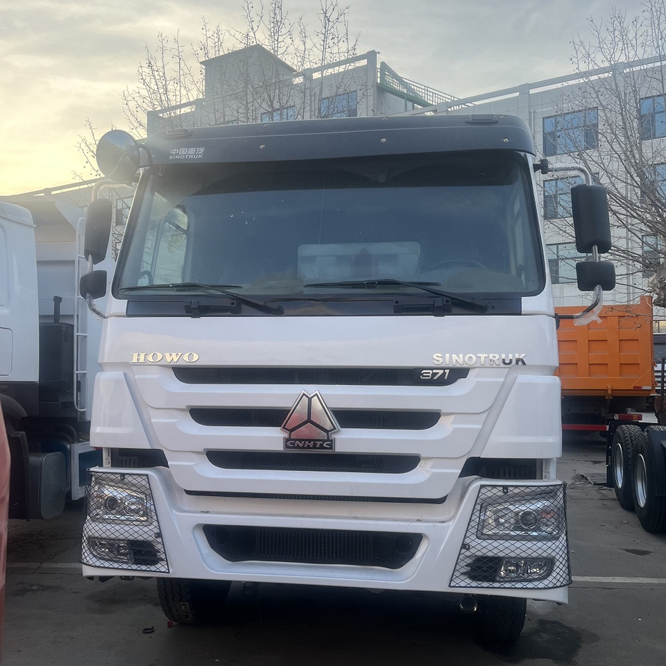 SINOTRUK Howo Dump truck 371hp 6x4 - Tipper: picture 5 SINOTRUK Howo Dump truck 371hp 6x4 - Tipper: picture 5