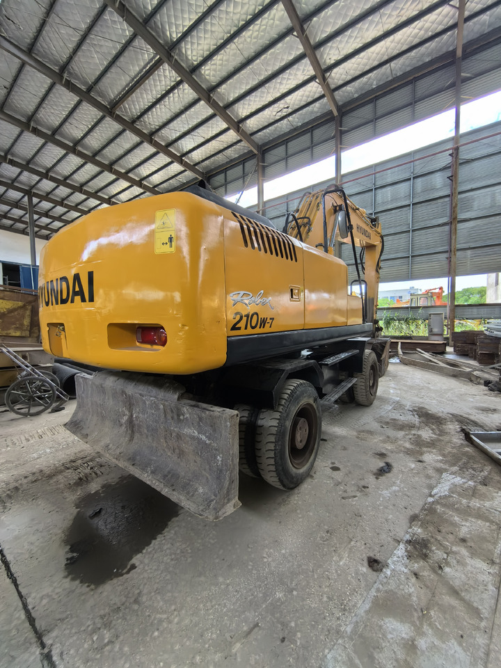 Used hyundai R210W-7 wheel excavator - Wheel excavator: picture 4 Used hyundai R210W-7 wheel excavator - Wheel excavator: picture 4