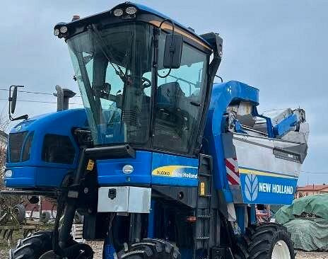 Vendemmiatrice Braud VL 6060 - Grape harvesting machine: picture 1 Vendemmiatrice Braud VL 6060 - Grape harvesting machine: picture 1