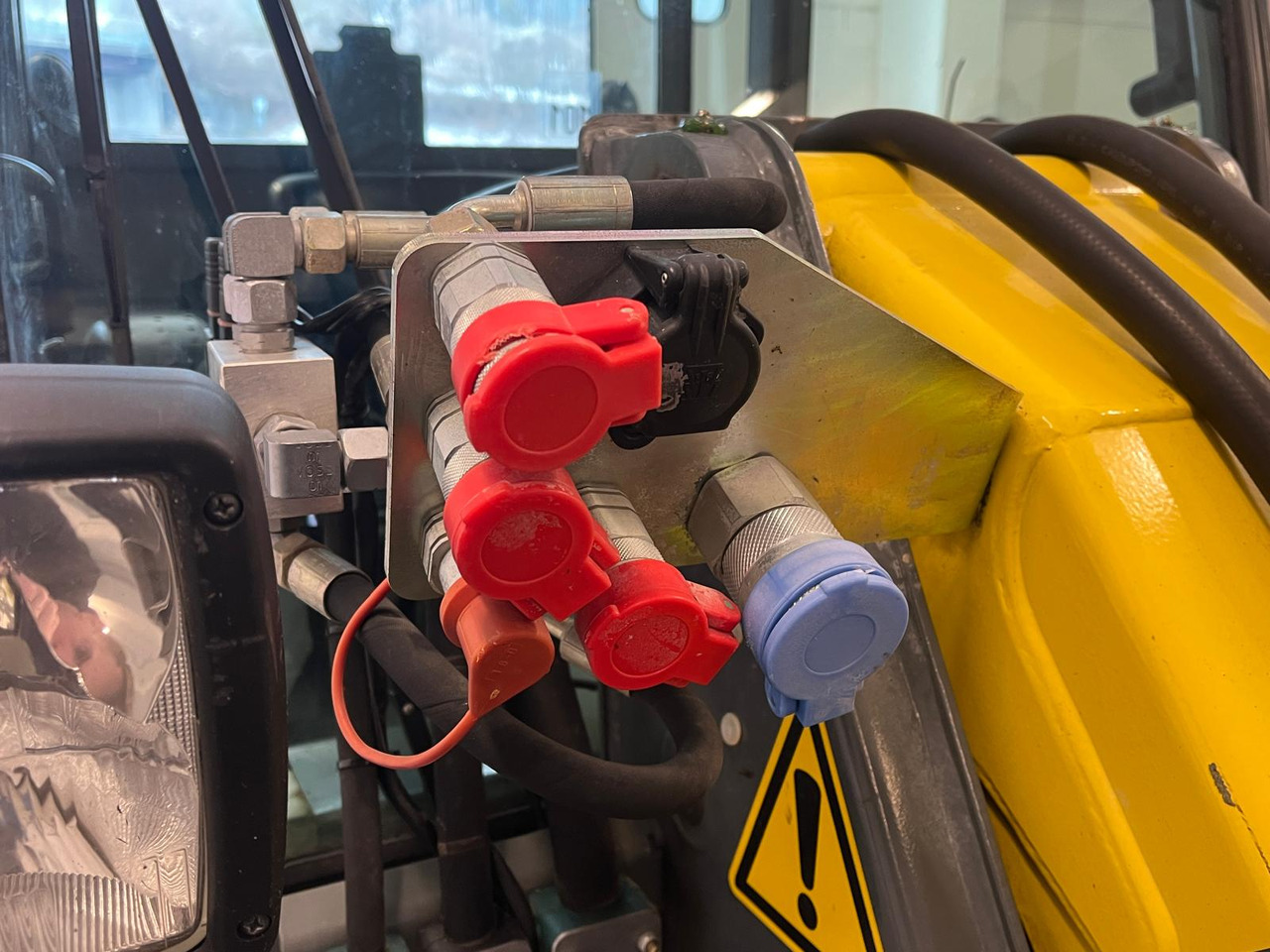 Wheel loader KRAMER ALLRAD 350: picture 12