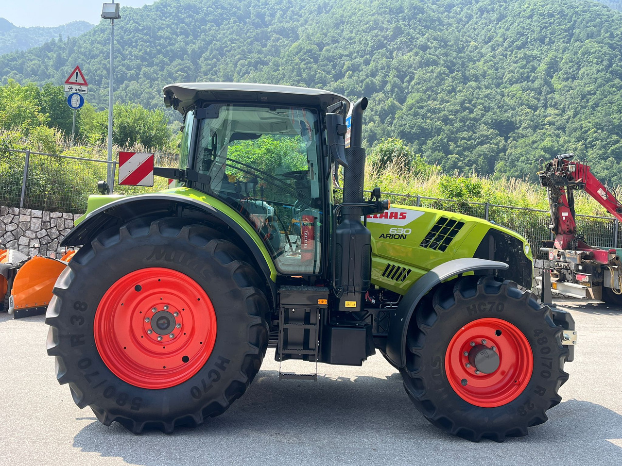 TRATTORE CLAAS ARION 630 - Farm tractor: picture 4 TRATTORE CLAAS ARION 630 - Farm tractor: picture 4
