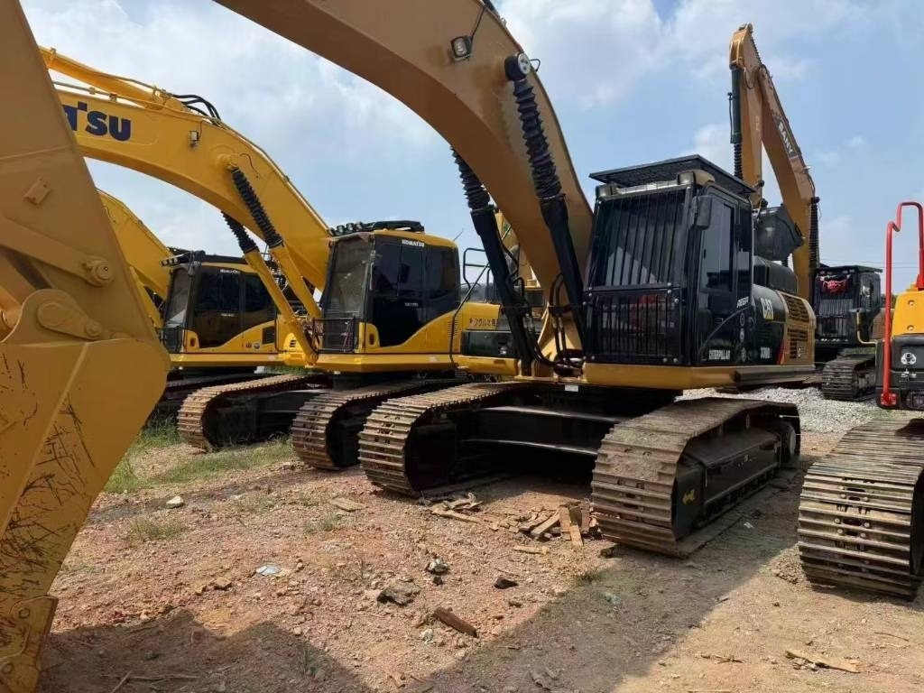 CAT 330 D L - Crawler excavator: picture 1 CAT 330 D L - Crawler excavator: picture 1