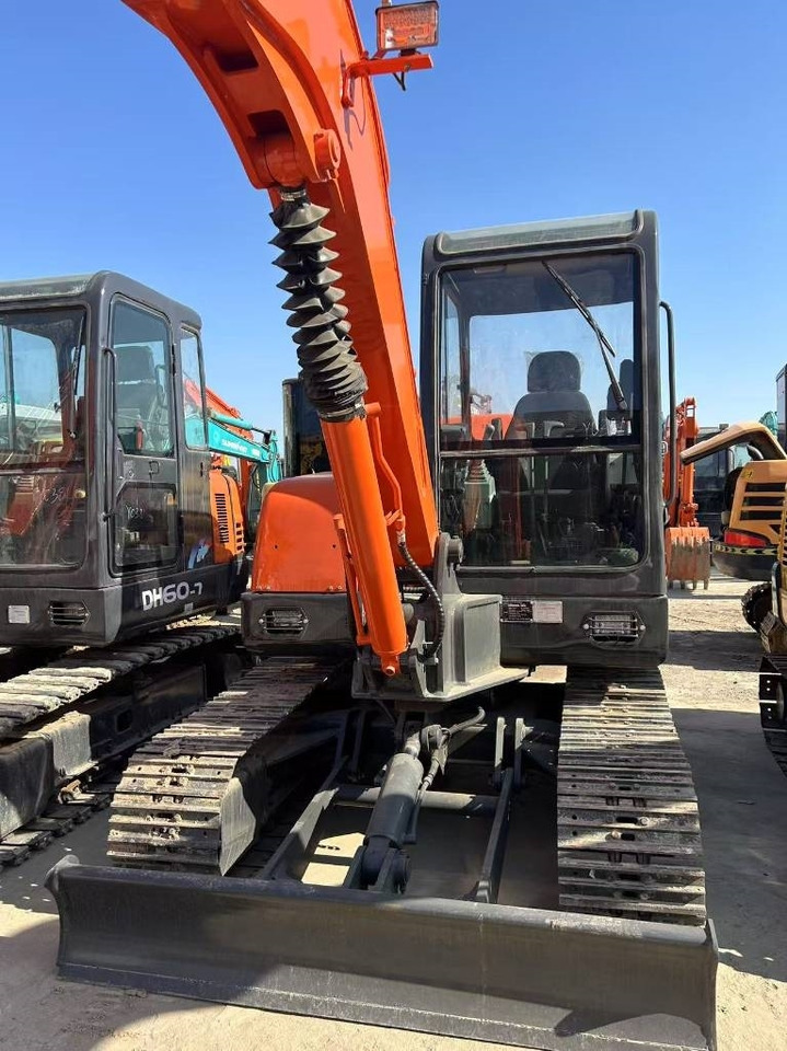 Doosan DH 55 - Mini excavator: picture 2 Doosan DH 55 - Mini excavator: picture 2