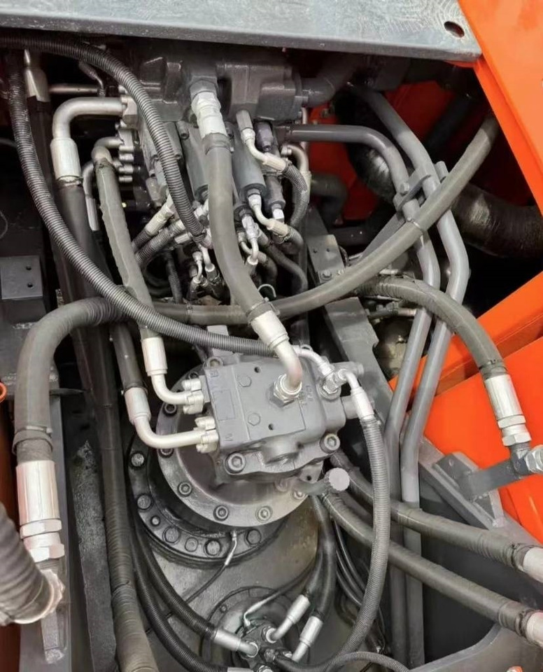 Doosan DX 225 - Crawler excavator: picture 3 Doosan DX 225 - Crawler excavator: picture 3