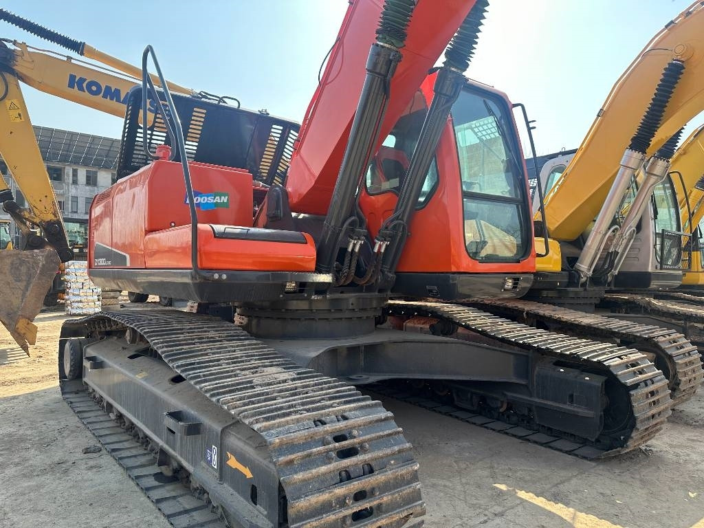 Doosan DX 300 - Crawler excavator: picture 4 Doosan DX 300 - Crawler excavator: picture 4