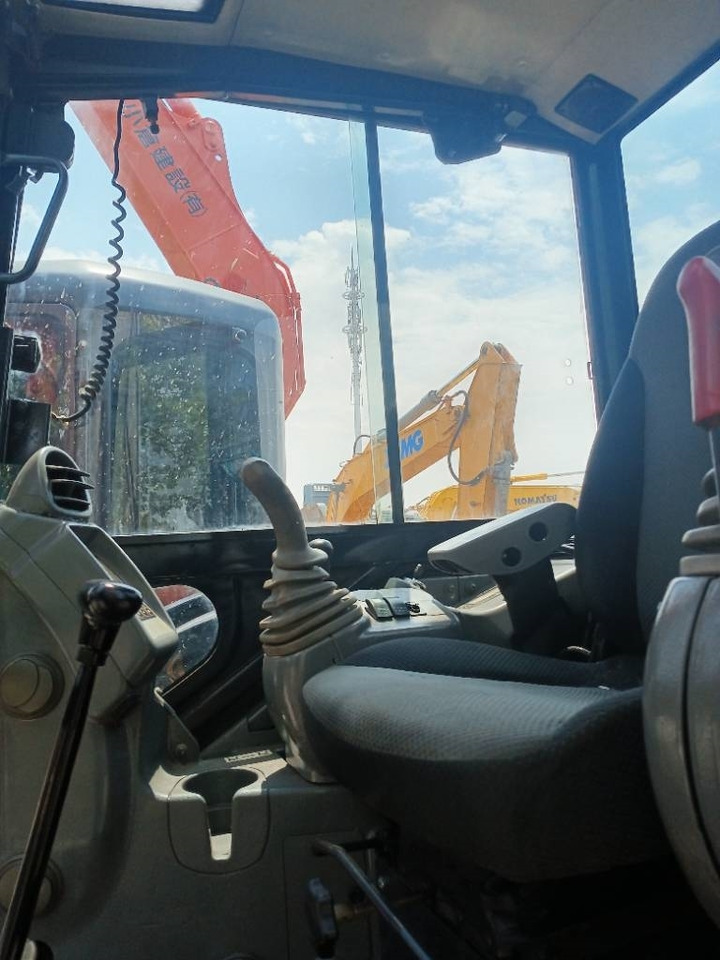 Hitachi 55 - Mini excavator: picture 5 Hitachi 55 - Mini excavator: picture 5