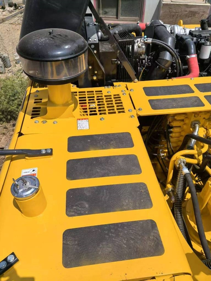 Komatsu PC 300  - Crawler excavator: picture 4 Komatsu PC 300  - Crawler excavator: picture 4